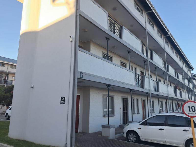 To Let 2 Bedroom Property for Rent in Uitzicht Western Cape